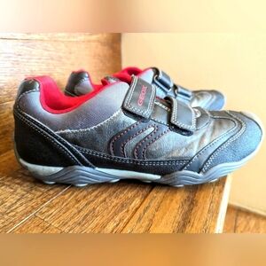 GEOX respira Velcro leather runners gray & red  US size 7 EU 41